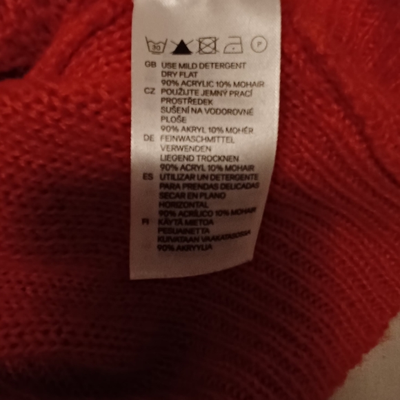 H&M Sweater - Picture 4 of 5